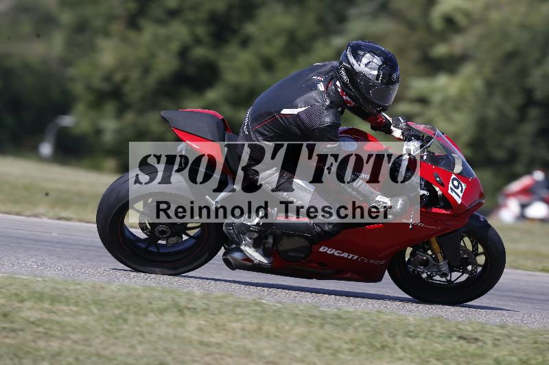 Archiv-2025/49 26.08.2025 Cornu Master School ADR/gruen-vert/19